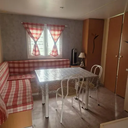 Hébergement de vacances Bungalow charmant à Saint-Pierre-d'Oléron 35 m² avec terrasse