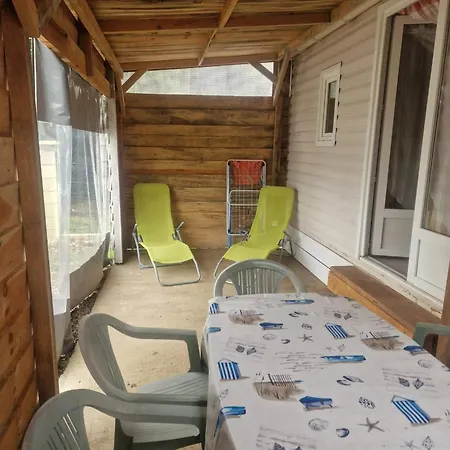 Hébergement de vacances Bungalow charmant à Saint-Pierre-d'Oléron 35 m² avec terrasse Saint-Pierre-d'Oleron