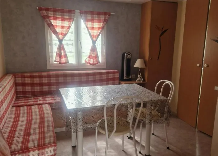 Hébergement de vacances Bungalow charmant à Saint-Pierre-d'Oléron 35 m² avec terrasse