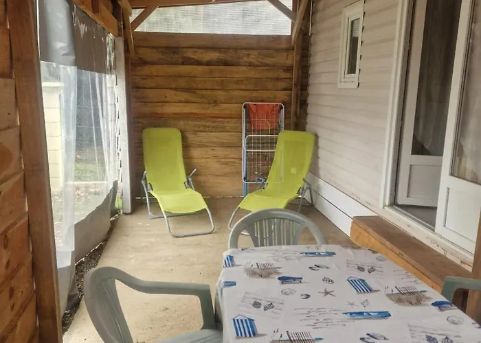 Hébergement de vacances Bungalow charmant à Saint-Pierre-d'Oléron 35 m² avec terrasse Saint-Pierre-d'Oleron